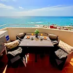 Benalbeach With Magnificent Sea View Apartment
